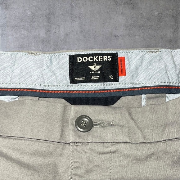 Shorts Dockers Flex Comfort Size 36 Color Light Grey Excellent Condition - Picture 2 of 4